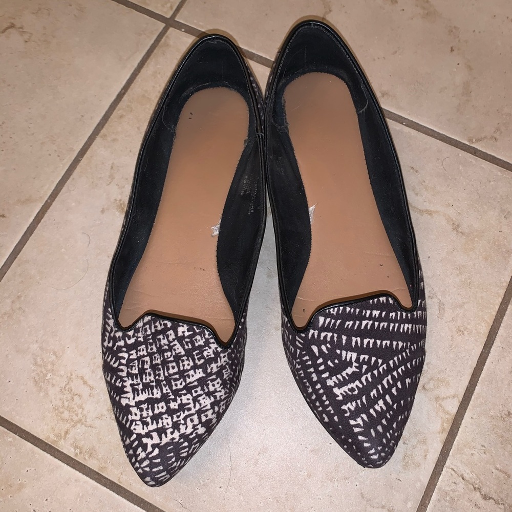 Merona black and white/cream flats